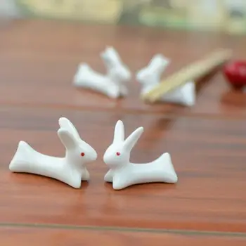 Подставка для хранения палочек для еды, использованная повторно, красивые закругленные углы, Устойчивая Белая керамическая подставка для палочек для еды Little Rabbit для столовой