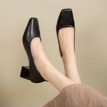 Простые и удобные Офисные Туфли-лодочки OL с Острым Носком для женщин, Простые Осенне-Весенние Черные Туфли на Высоком Квадратном Каблуке для Женщин, Квадратный Каблук 2023